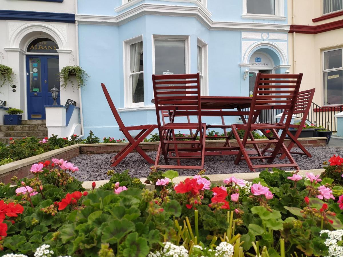 Bed and Breakfast Frosty Towers Llandudno Exteriér fotografie
